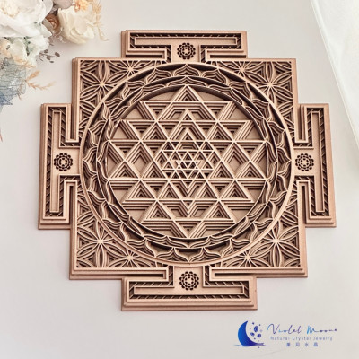 Sri Yantra 斯里圖騰